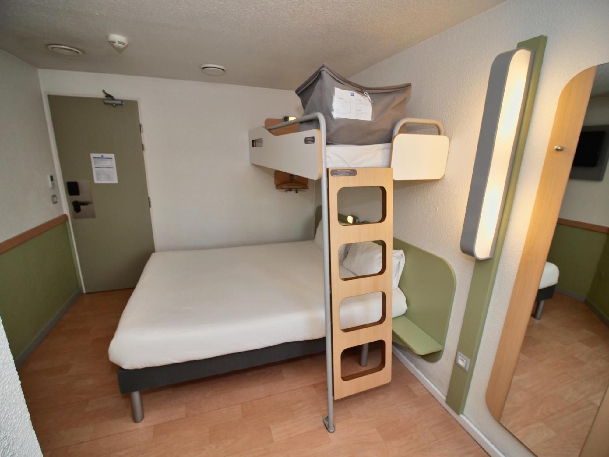 Ibis Budget Blois Centre Exterior foto