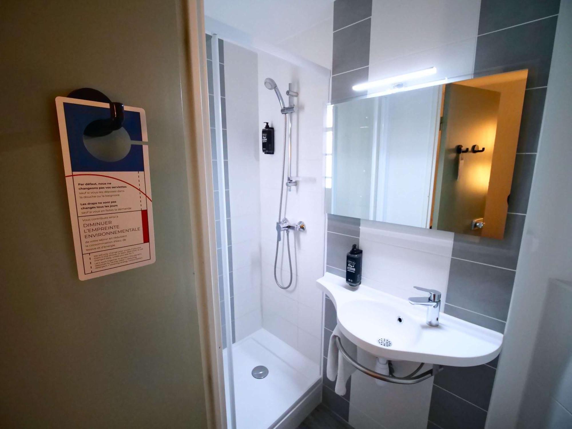 Ibis Budget Blois Centre Exterior foto