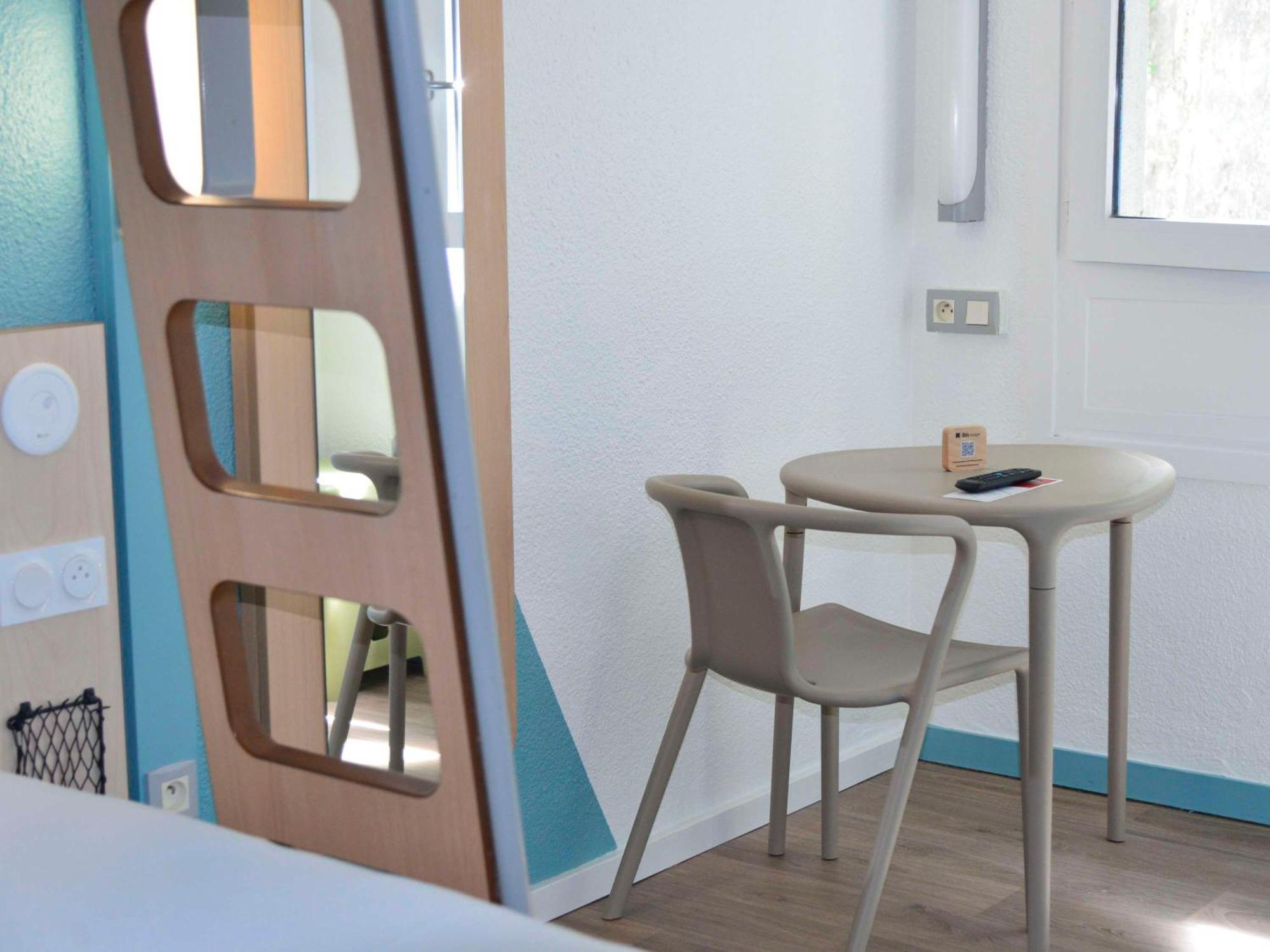Ibis Budget Blois Centre Exterior foto
