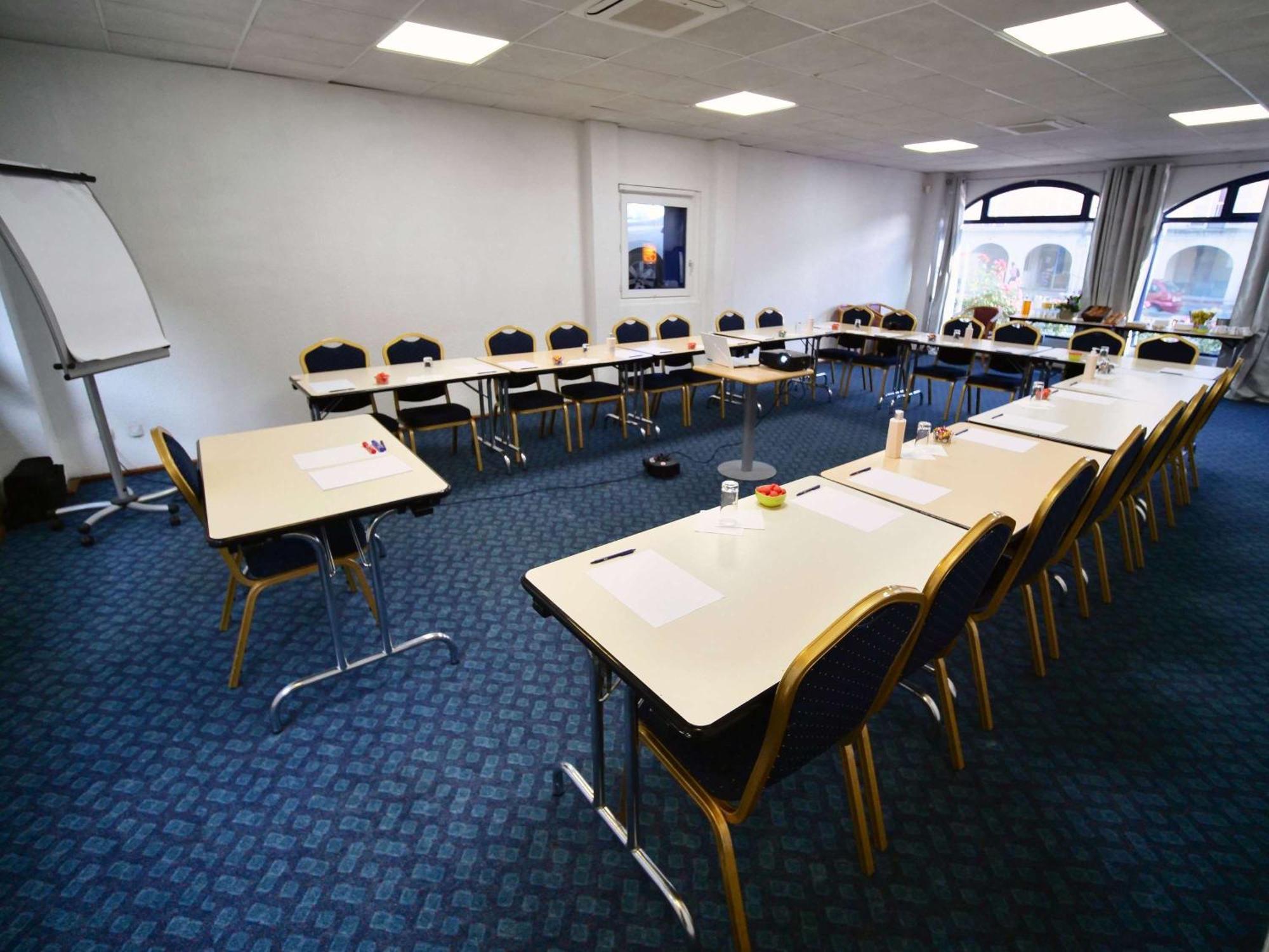 Ibis Budget Blois Centre Exterior foto