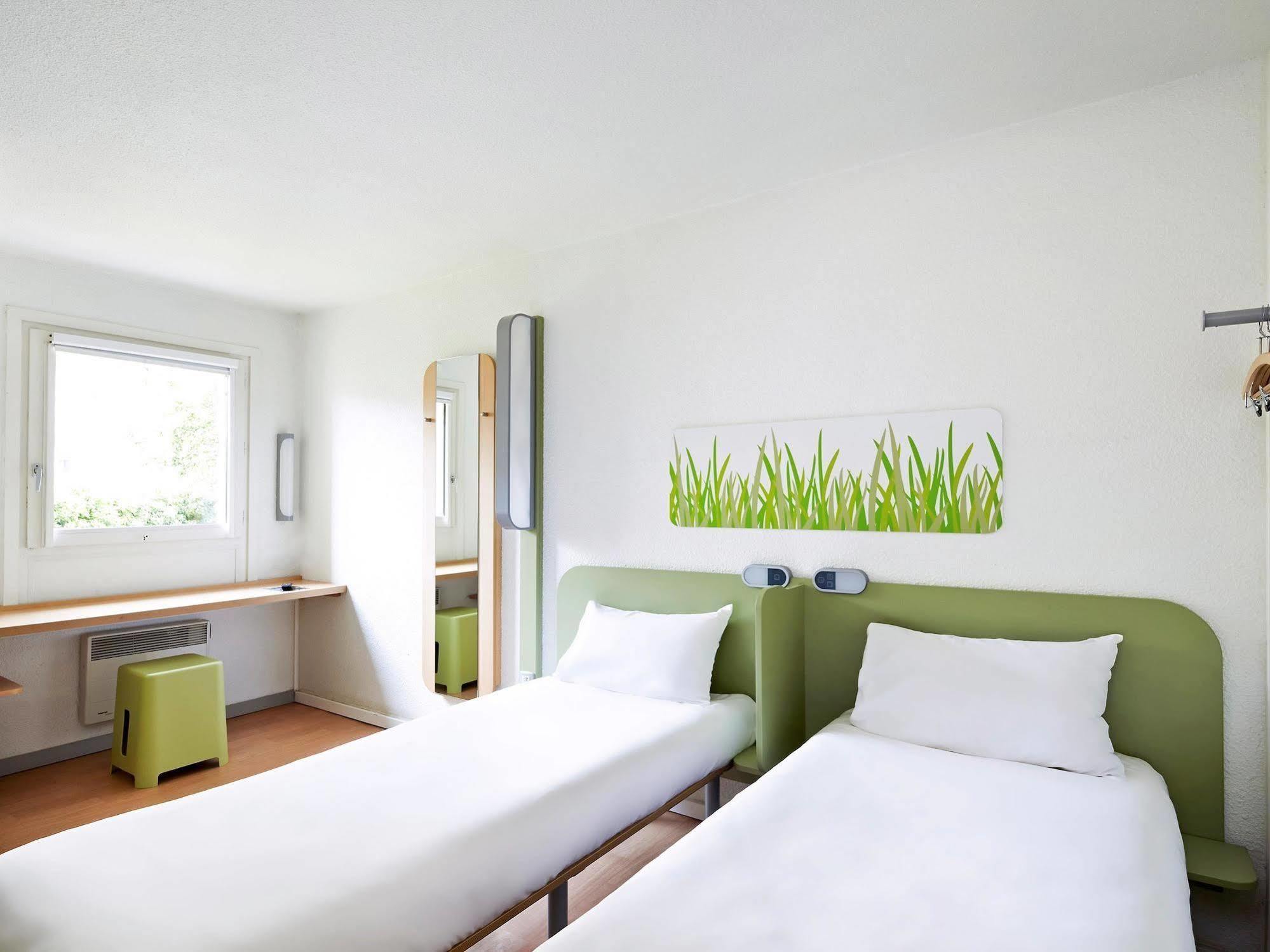 Ibis Budget Blois Centre Exterior foto