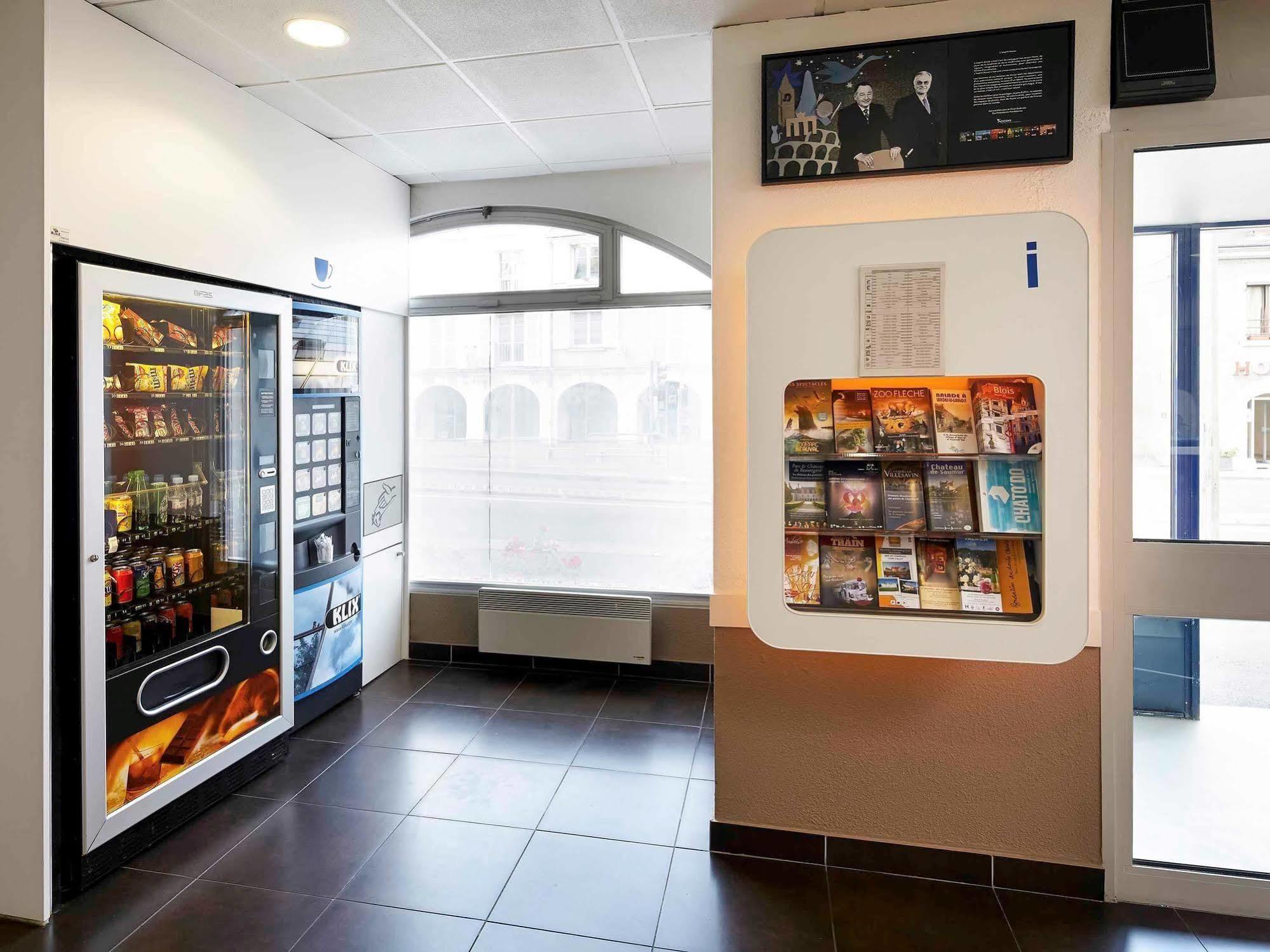 Ibis Budget Blois Centre Exterior foto